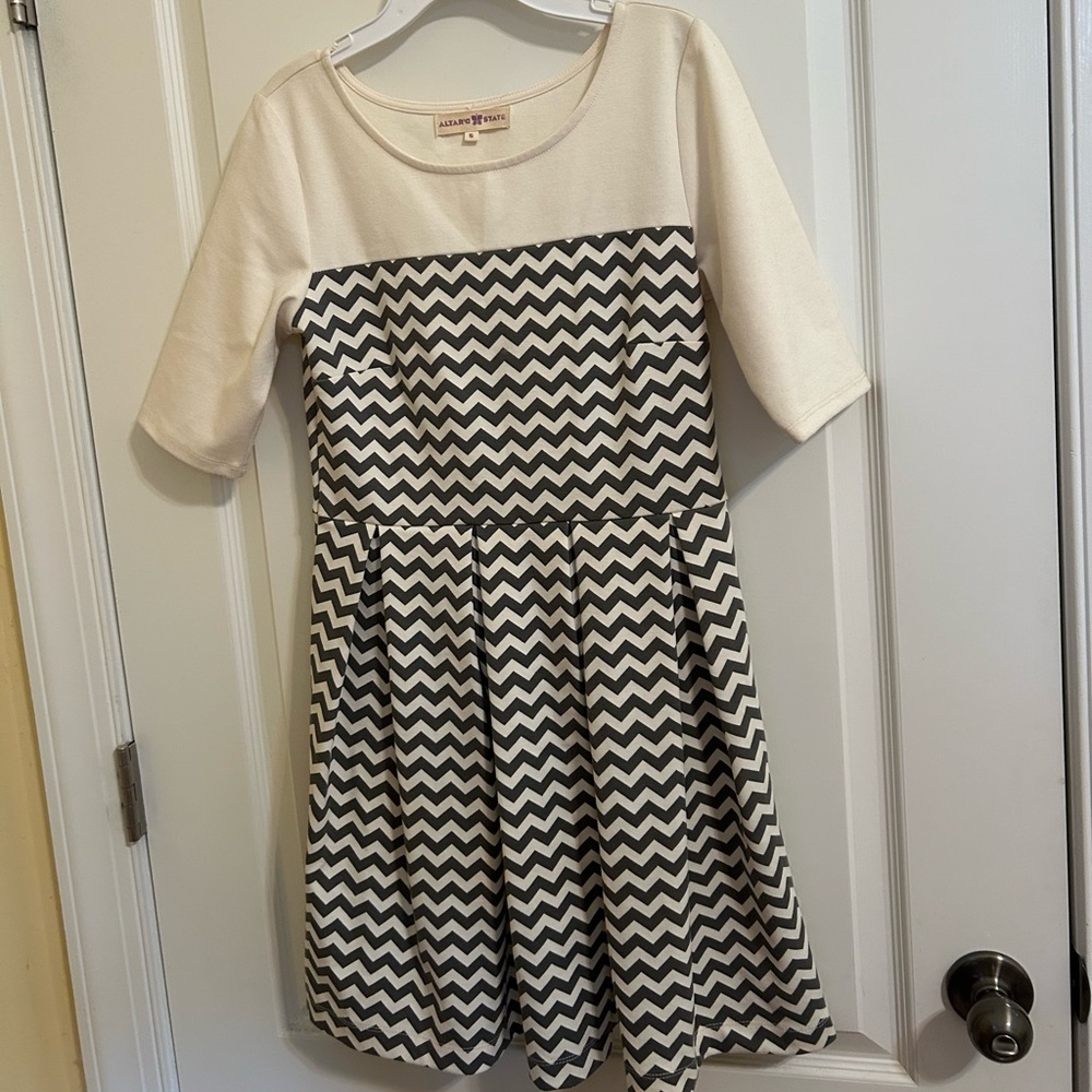 Altar'd State White & Navy Chevron A-Line Dress